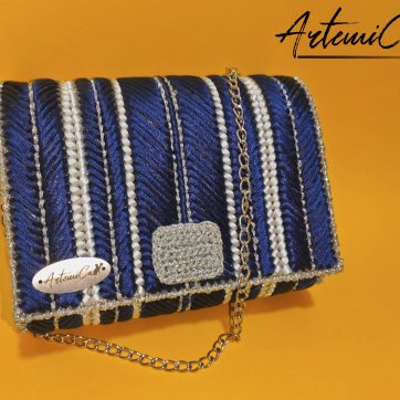 Cielo Notturno: Pochette Stellata dei Fili Luminosi