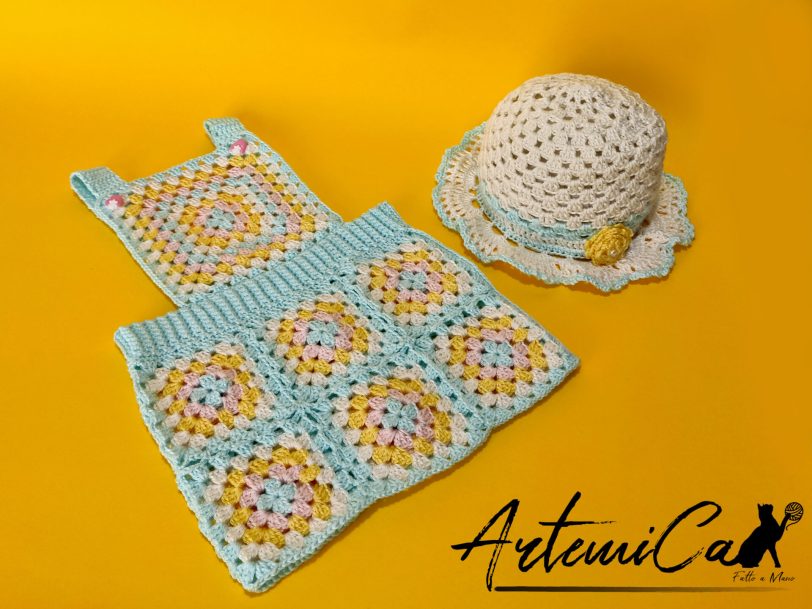 6-8.jpg Cappellino Sorriso Solare