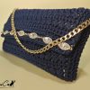 Glamour Abbagliante: Borsa Clutch fatta a mano all’Uncinetto con Cristalli Brillanti