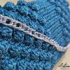 Oltremare: Pochette Blu Petrolio Fatta a Mano Artigianale per Viaggi Immaginari