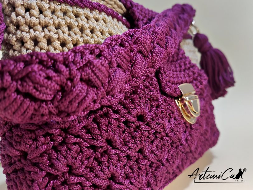5 Stile in Movimento: Pochette Elegante fatta a mano con Chiusura a Cartella