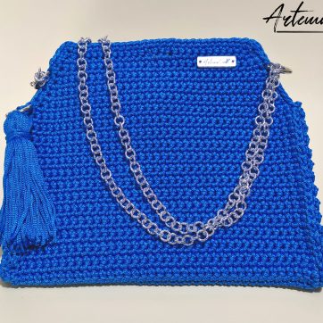 Clutch artigianale blu elettrico