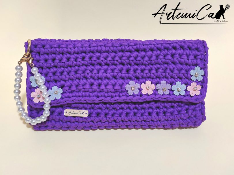1 Clutch artigianale viola: Clutch Eclissi di Perle