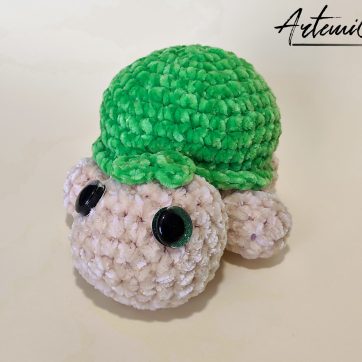 Tartarughe Fatte a Mano all'Uncinetto: Dolci Creazioni Amigurumi Portafortuna
