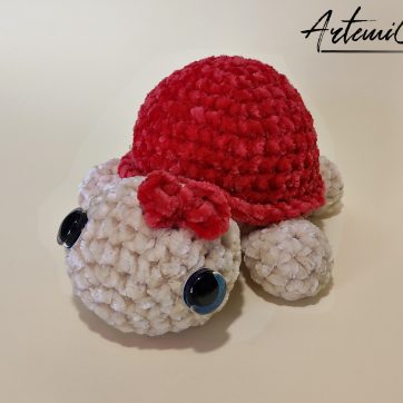 Tartarughe Fatte a Mano all'Uncinetto: Dolci Creazioni Amigurumi Portafortuna