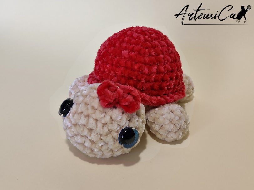 4 Tartarughe Fatte a Mano all'Uncinetto: Dolci Creazioni Amigurumi Portafortuna