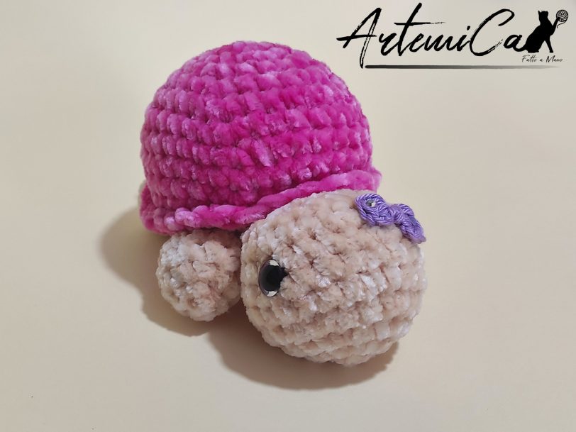 4 Tartarughe Fatte a Mano all'Uncinetto: Dolci Creazioni Amigurumi Portafortuna
