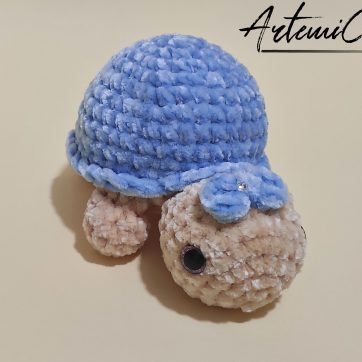 Tartarughe Fatte a Mano all'Uncinetto: Dolci Creazioni Amigurumi Portafortuna