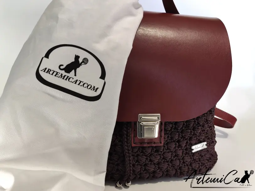 Zaino Fatto a Mano all'Uncinetto in cordino marrone: Prestige