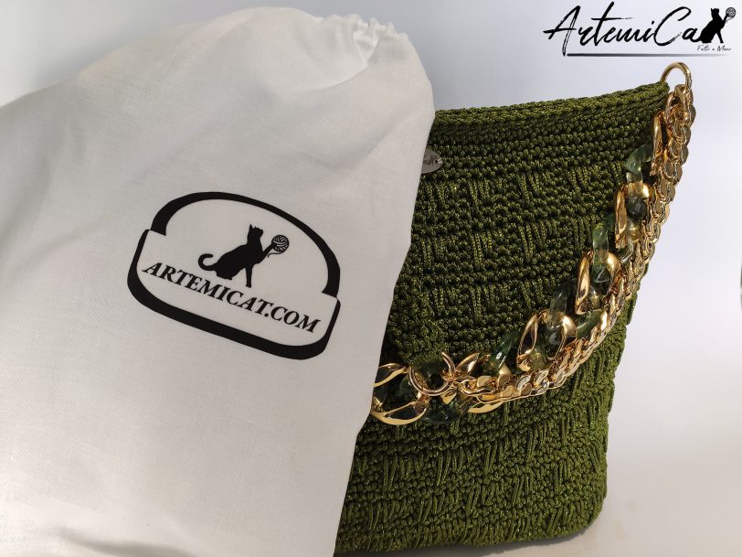 5 Borsa Riflessi di Giada: Tote Bag Artigianale in Cordino Verde Lurex con e Dettagli Dorati