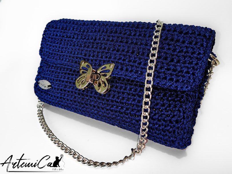 3 (Artemicat) Pochette nocturne: Blu notte Fatta a Mano all’Uncinetto con dettagli Argento - per chi ama Distinguersi con Stile