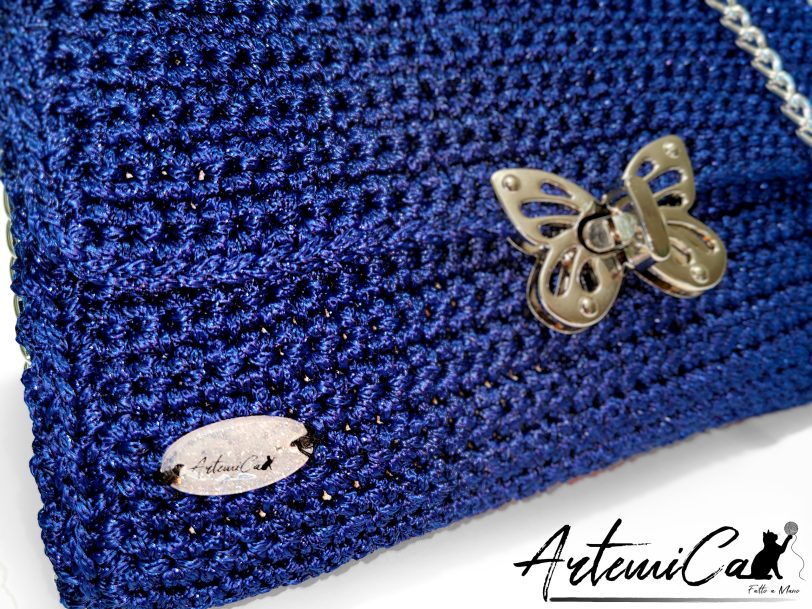 4 (Artemicat) Pochette nocturne: Blu notte Fatta a Mano all’Uncinetto con dettagli Argento - per chi ama Distinguersi con Stile