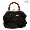 1 (Artemicat) Borsa Incanto Nero: Clic Clac Fatta a Mano all'Uncinetto in Cordino Nero con Fiori - Indossa l'Arte