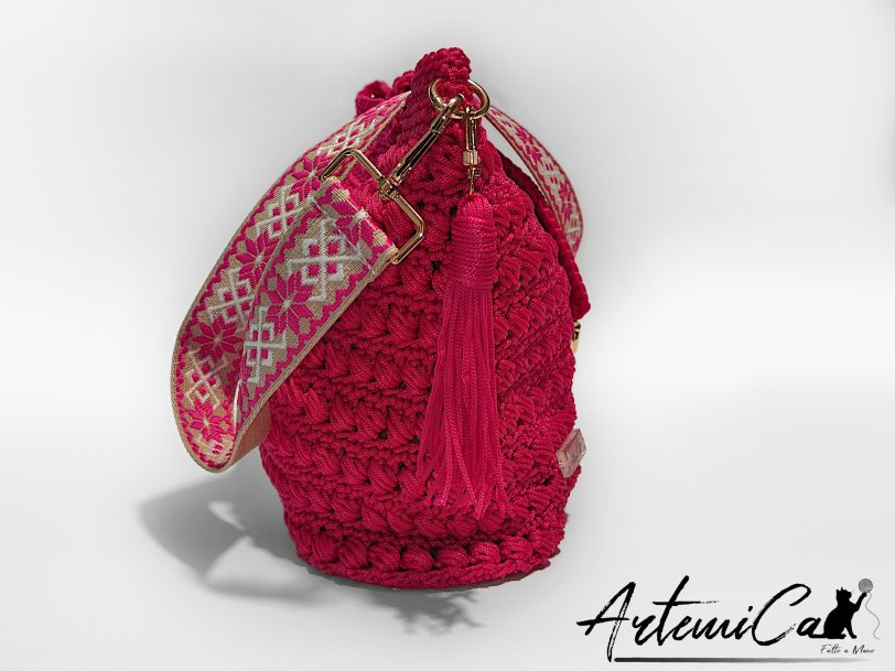 3 (Artemicat) Borsa Vibrazioni in Fucsia: Tote Bag Fatta a Mano all'Uncinetto - Stile Unico