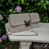01 (Artemicat) Pochette Sottovoce: Borsa Elegante fatta a mano all'Uncinetto in Cordino Bianco Lurex