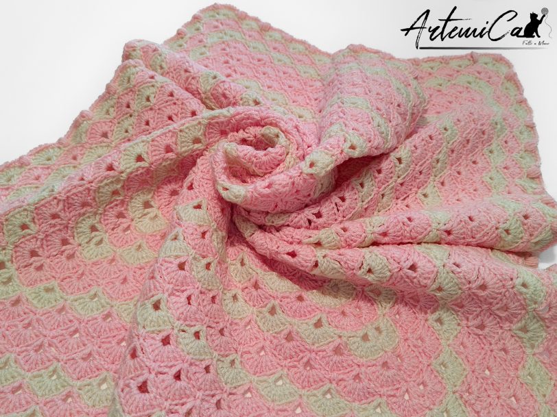 2 (Artemicat) Copertina Petit Nuage: Fatta a Mano all'Uncinetto in acrilico rosa e bianco - morbida e leggera