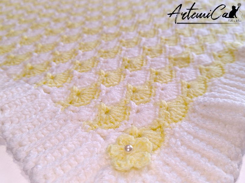 2 (Artemicat) Copertina "Dolce Limone" - Fatta a Mano all'Uncinetto in acriloco giallo e bianco per neonato - Calda e Soffice