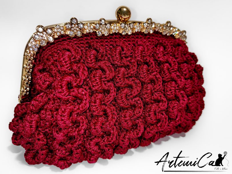 2 (Artemicat) Capriccio Speziato – Pochette bordeaux in cordino fatta a mano