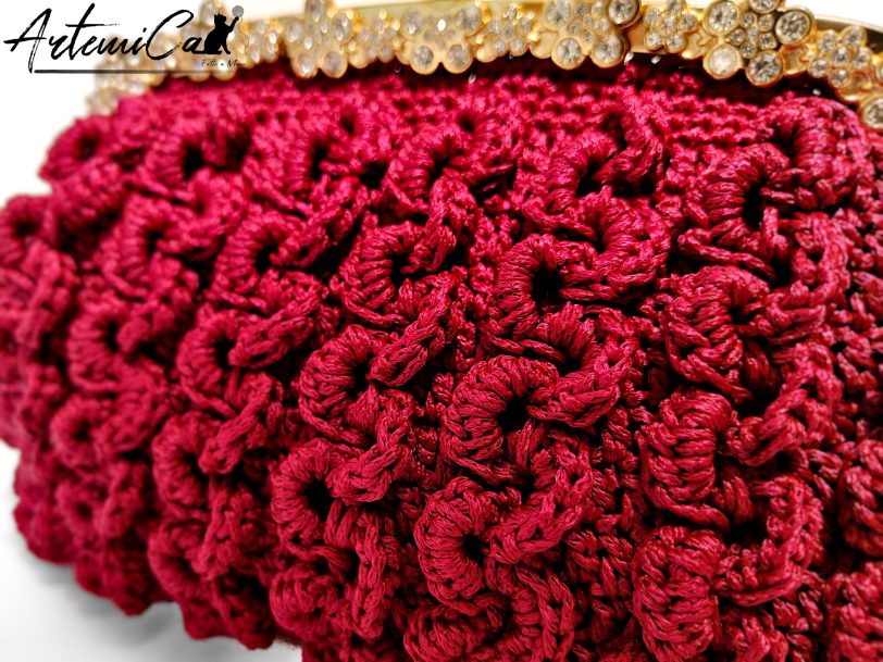 4 (Artemicat) Capriccio Speziato – Pochette bordeaux in cordino fatta a mano