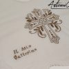 4 (Artemicat) Set battesimale ricamato a mano in cotone bianco con croce fiorita e filo dorato, dettaglio veste